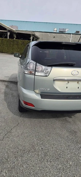 2005 Lexus RX 2nd Gen - Image 4 of 20