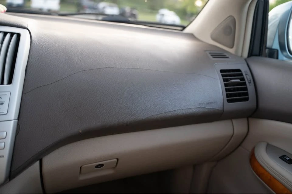 2005 Lexus RX 2nd Gen - Image 12 of 13