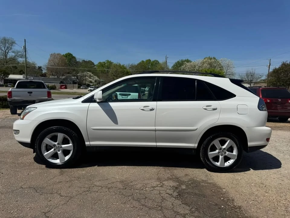 2005 Lexus RX 2nd Gen - Image 6 of 20