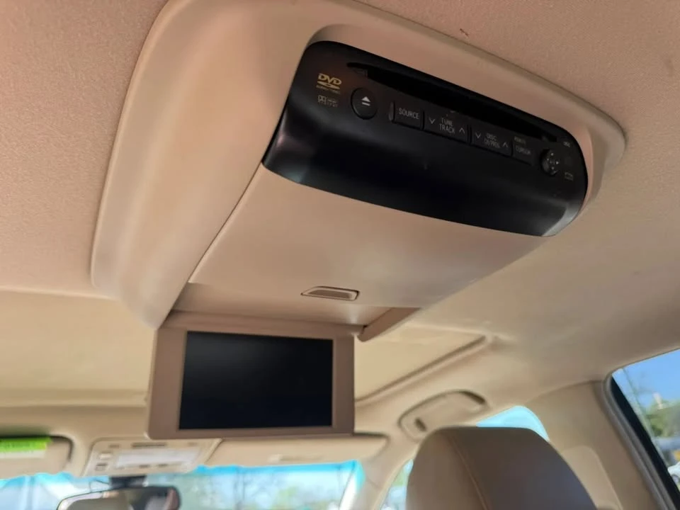 2005 Lexus RX 2nd Gen - Image 11 of 20