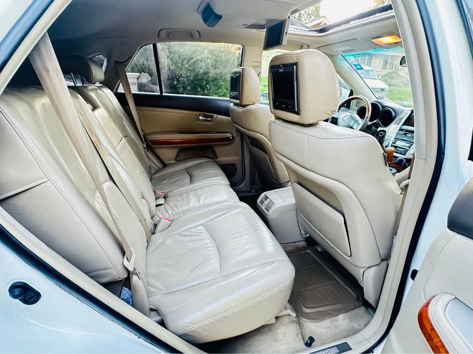 2005 Lexus RX 2nd Gen - Image 13 of 19