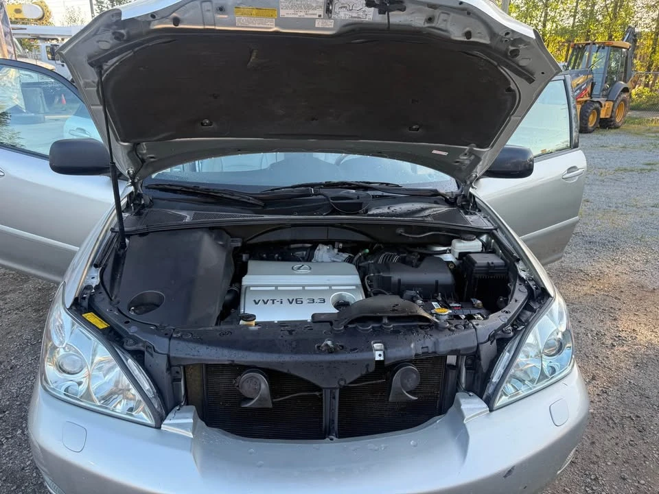 2005 Lexus RX 2nd Gen - Image 4 of 10