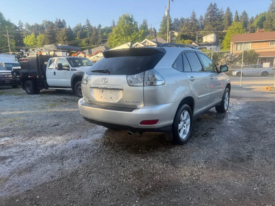 2005 Lexus RX 2nd Gen - Image 7 of 10
