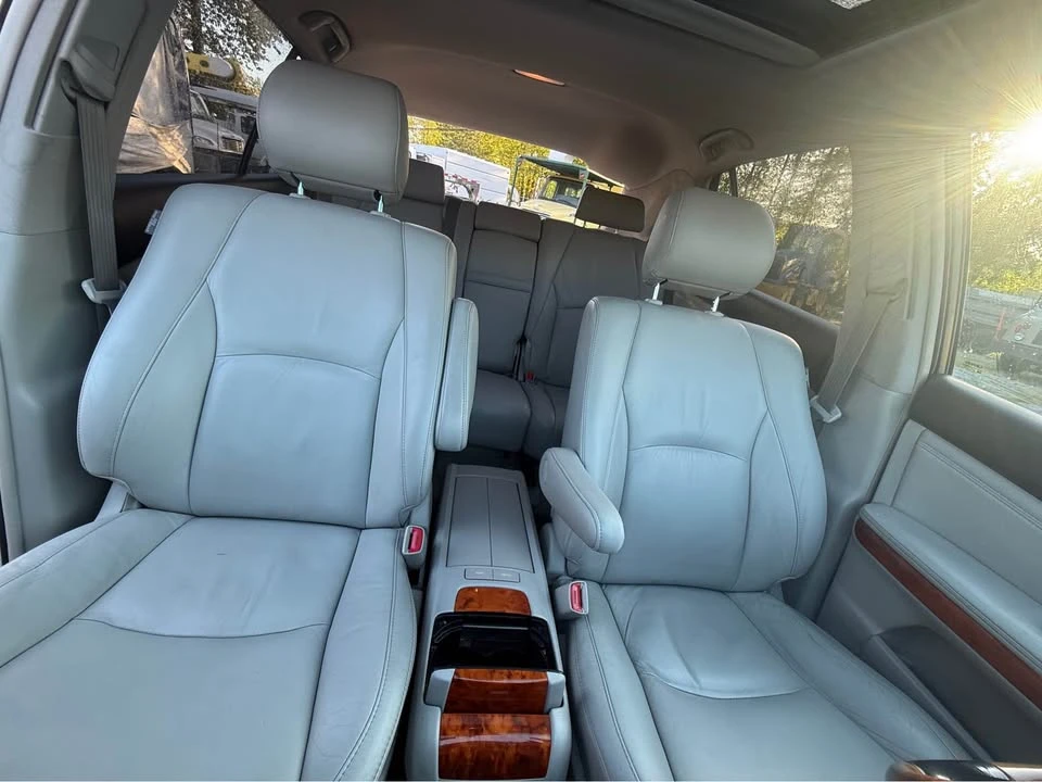 2005 Lexus RX 2nd Gen - Image 6 of 10