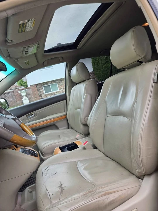 2005 Lexus RX 2nd Gen - Image 9 of 11