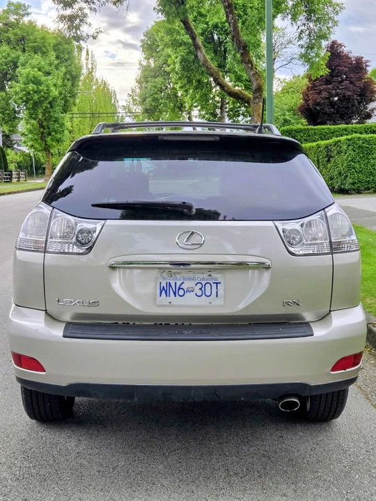 2005 Lexus RX 2nd Gen - Image 5 of 11