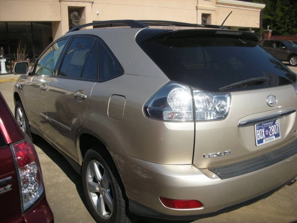 2005 Lexus RX 2nd Gen - Image 4 of 5