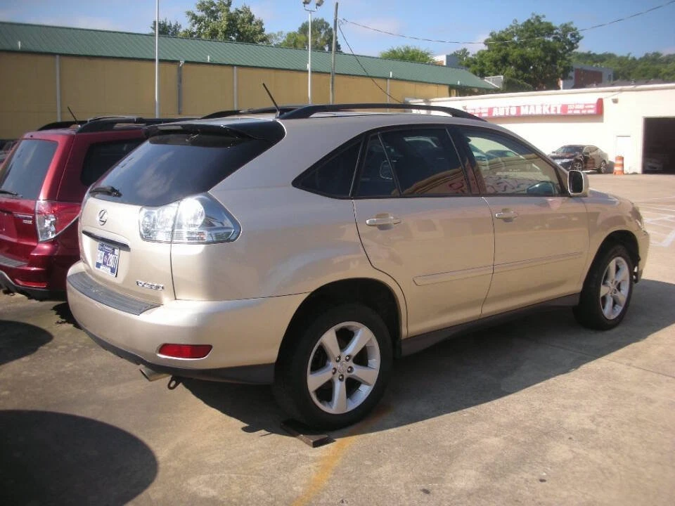 2005 Lexus RX 2nd Gen - Image 3 of 5