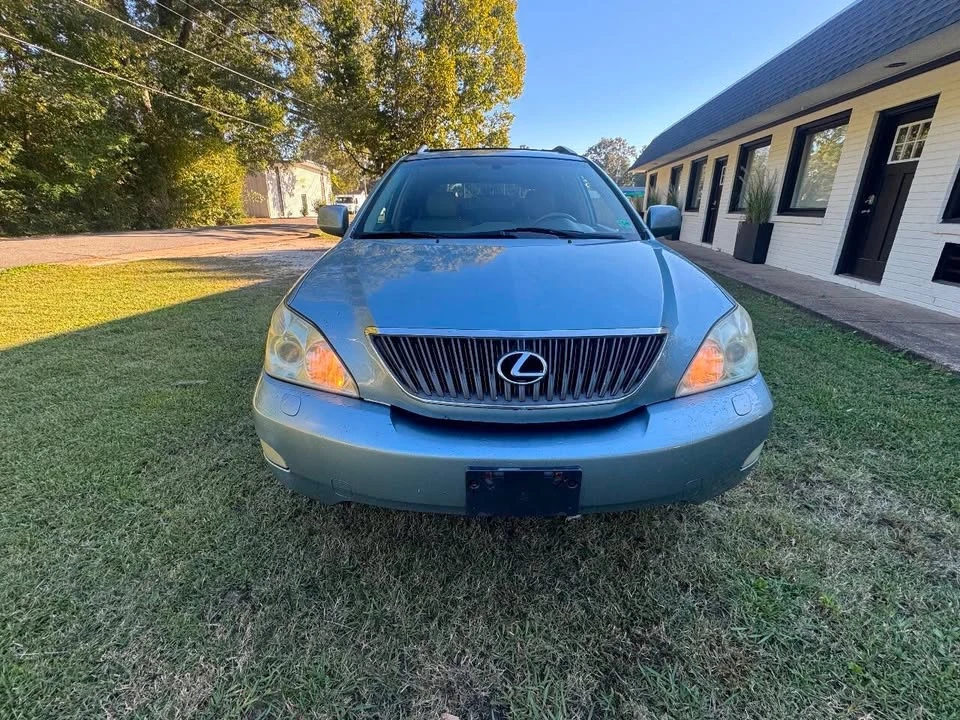 2005 Lexus RX 2nd Gen - Image 8 of 19
