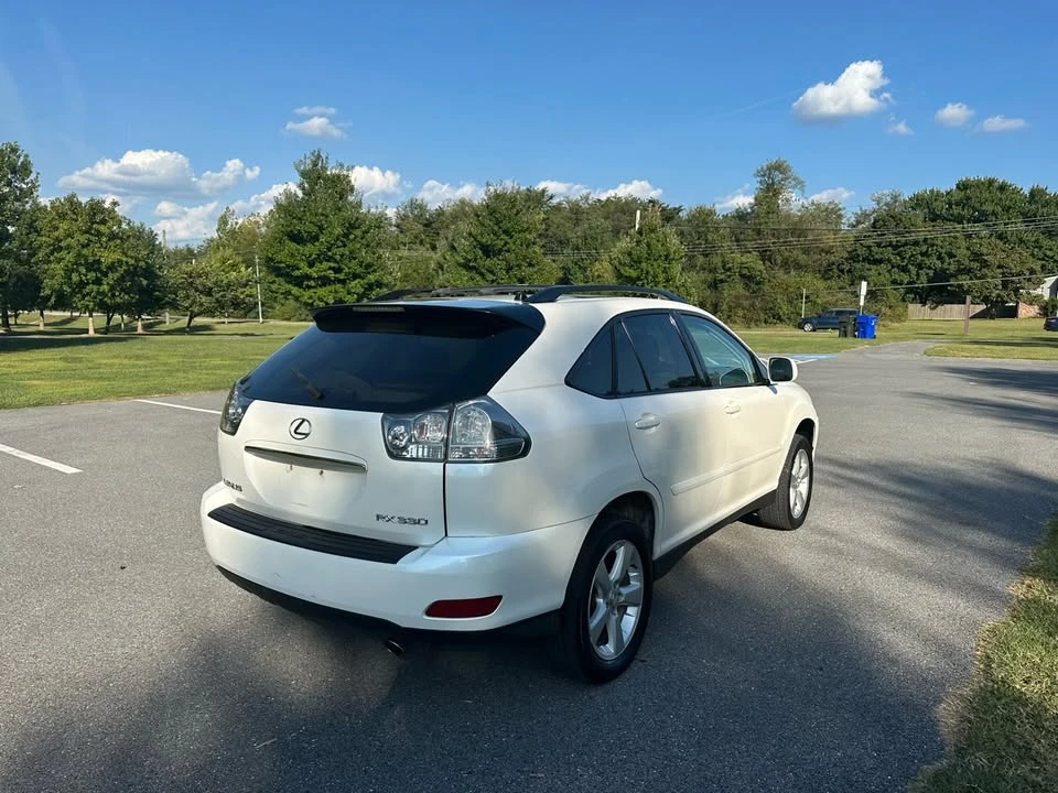2005 Lexus RX 2nd Gen - Image 2 of 16
