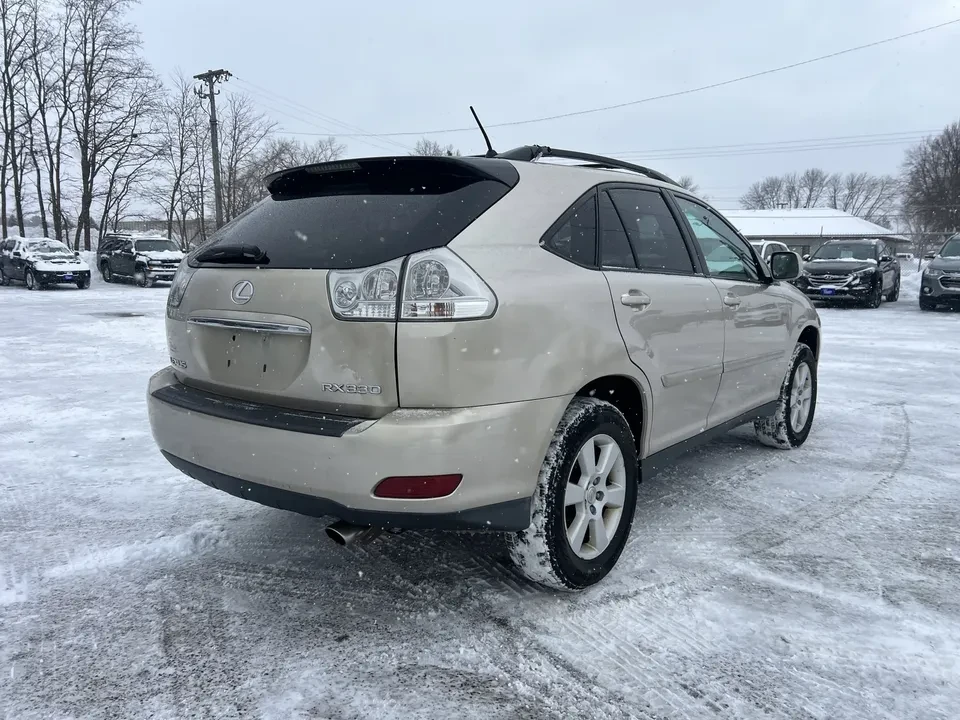 2005 Lexus RX 2nd Gen - Image 4 of 17