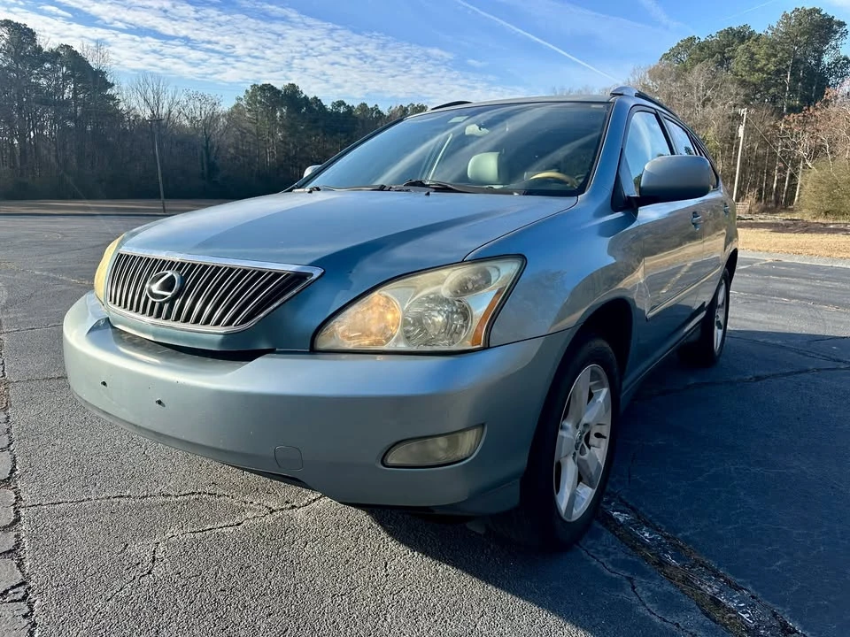 2005 Lexus RX 2nd Gen - Image 4 of 16