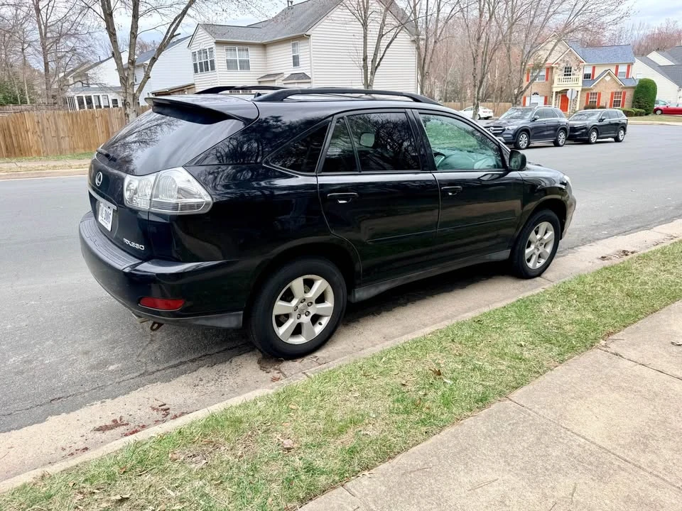 2005 Lexus RX 2nd Gen - Image 2 of 6