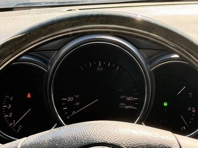 2005 Lexus RX 2nd Gen - Image 13 of 20
