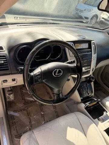2005 Lexus RX 2nd Gen - Image 10 of 20