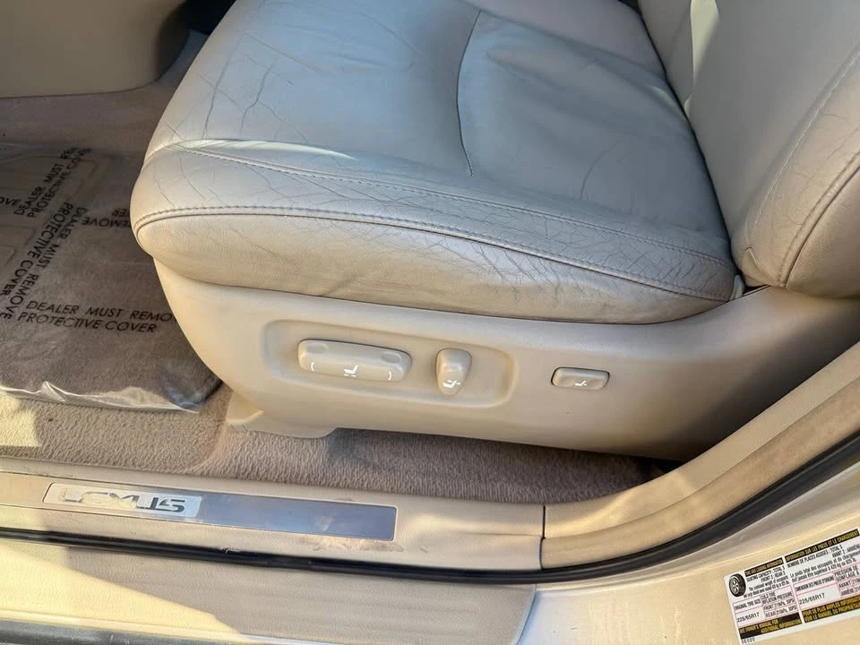 2005 Lexus RX 2nd Gen - Image 11 of 20