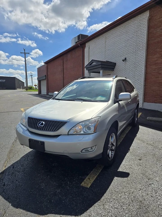 2005 Lexus RX 2nd Gen - Image 12 of 14