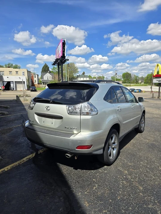 2005 Lexus RX 2nd Gen - Image 10 of 14