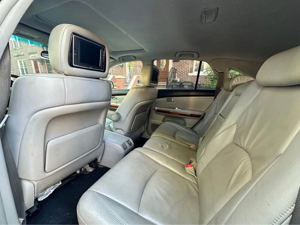 2005 Lexus RX 2nd Gen - Image 9 of 15
