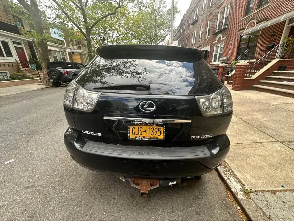 2005 Lexus RX 2nd Gen - Image 3 of 15