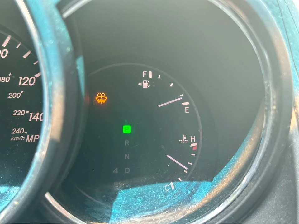 2005 Lexus RX 2nd Gen - Image 14 of 15