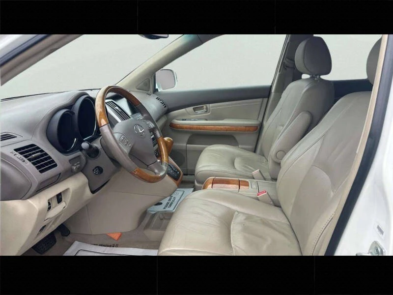 2005 Lexus RX 2nd Gen - Image 9 of 20