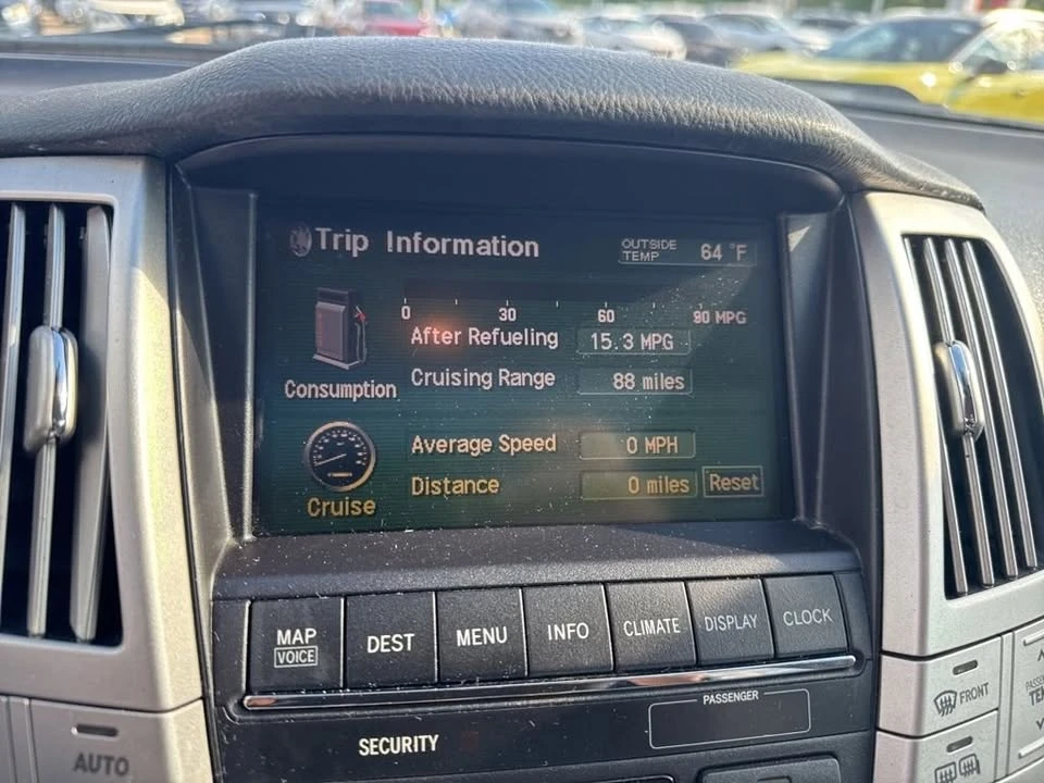 2005 Lexus RX 2nd Gen - Image 13 of 17