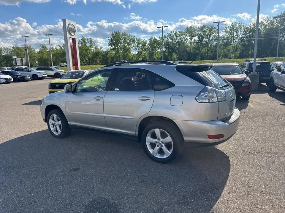 2005 Lexus RX 2nd Gen - Image 6 of 17
