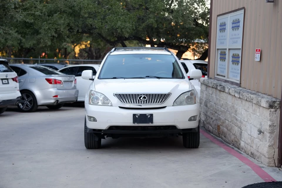 2005 Lexus RX 2nd Gen - Image 6 of 20