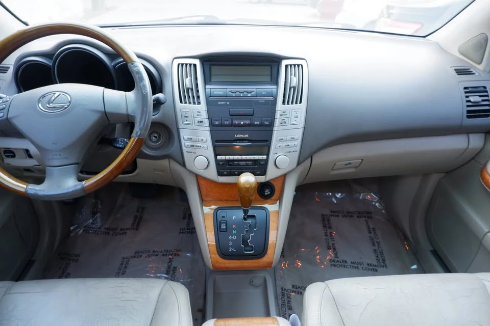 2005 Lexus RX 2nd Gen - Image 15 of 19