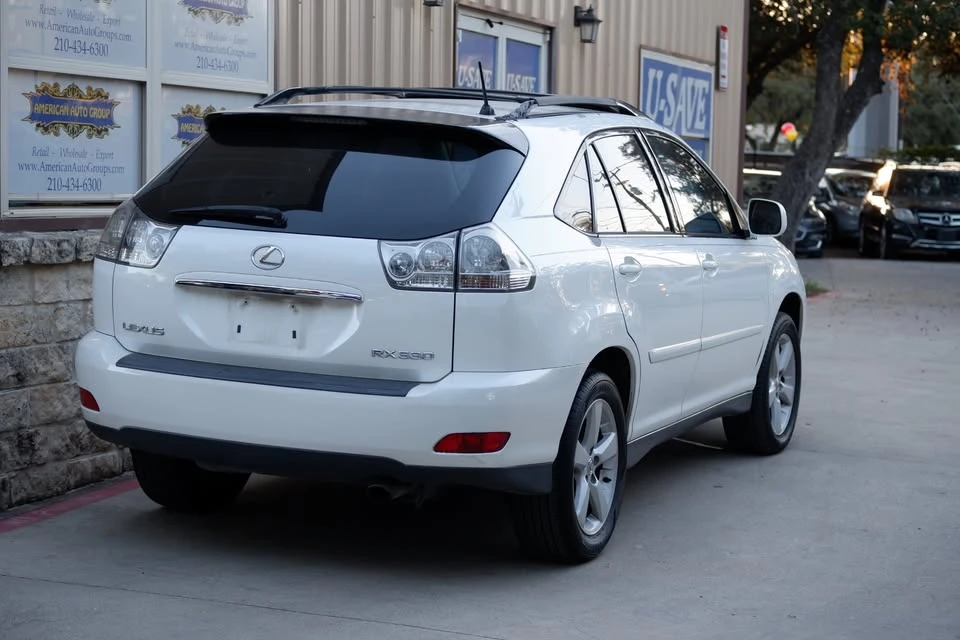 2005 Lexus RX 2nd Gen - Image 2 of 20