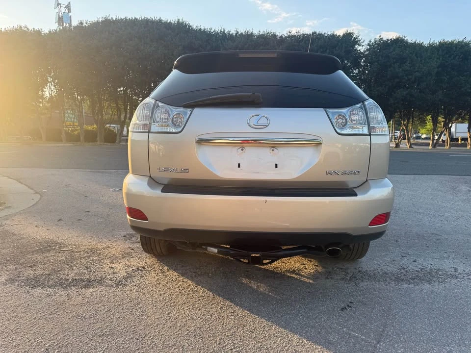 2005 Lexus RX 2nd Gen - Image 8 of 17