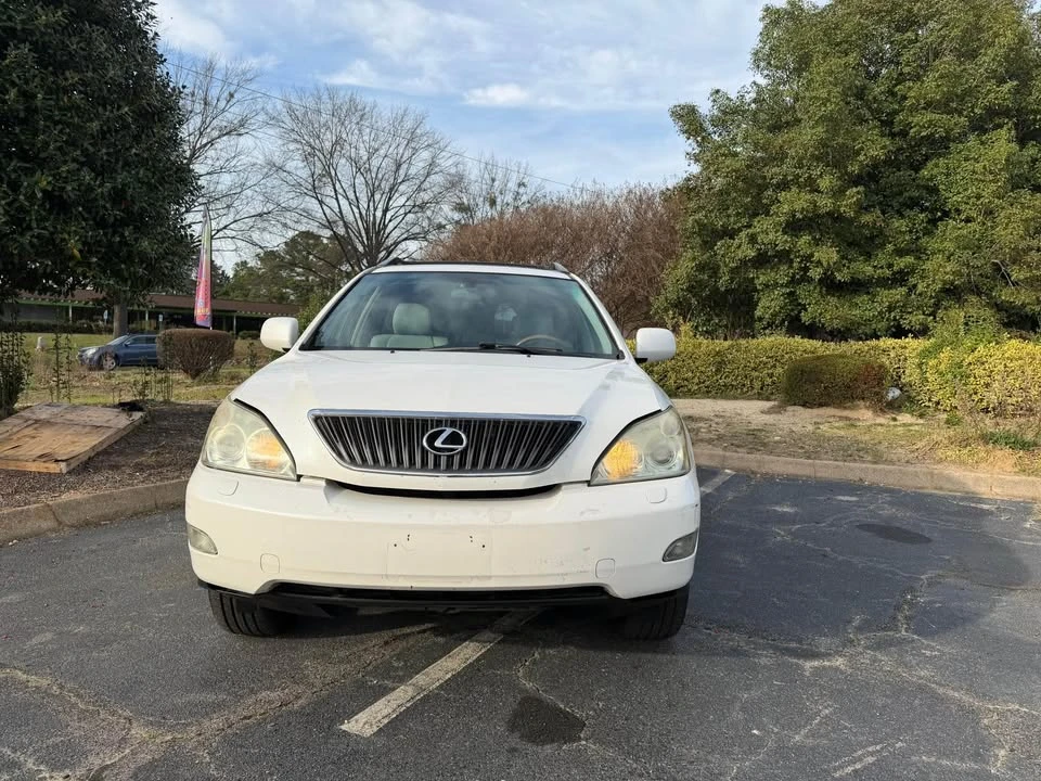 2005 Lexus RX 2nd Gen - Image 17 of 19