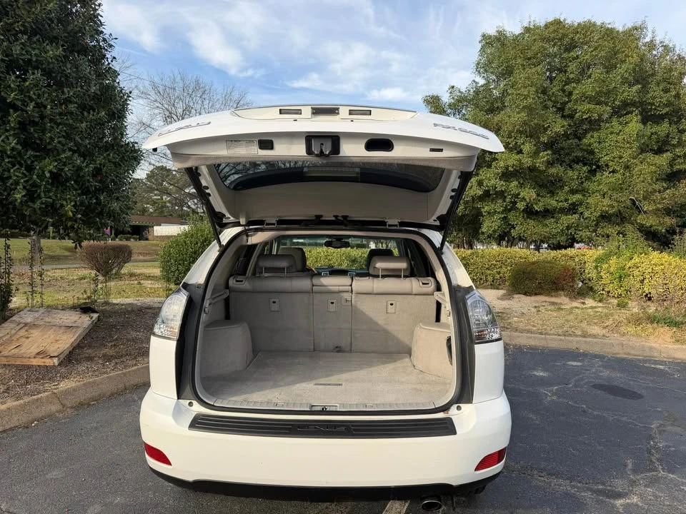 2005 Lexus RX 2nd Gen - Image 11 of 19
