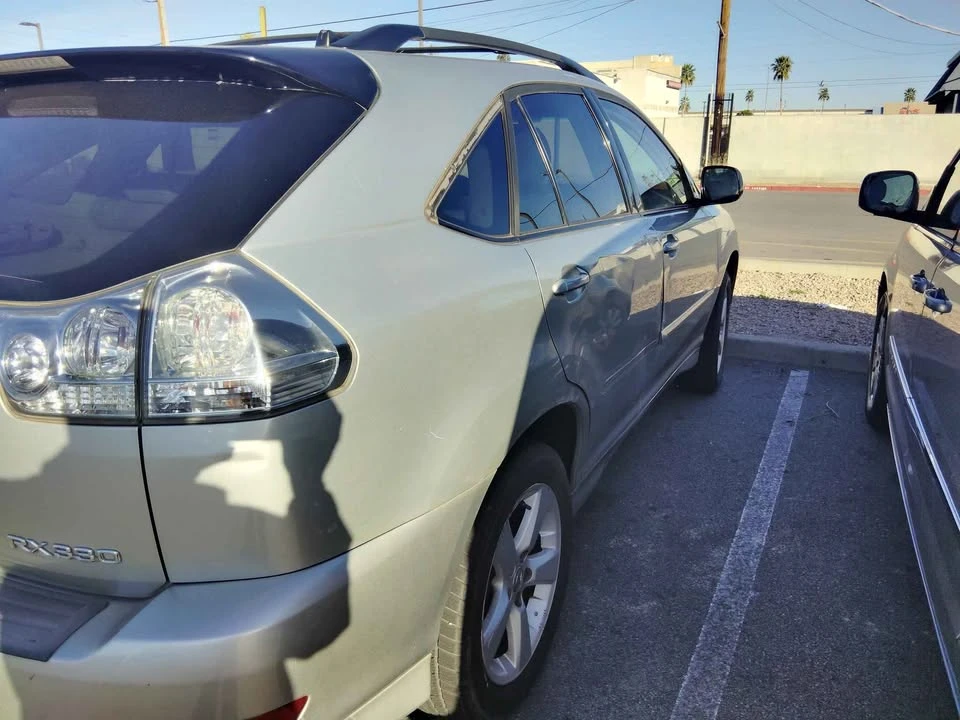2005 Lexus RX 2nd Gen - Image 3 of 7