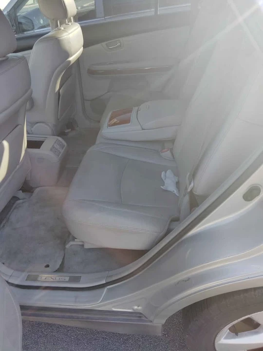 2005 Lexus RX 2nd Gen - Image 5 of 7