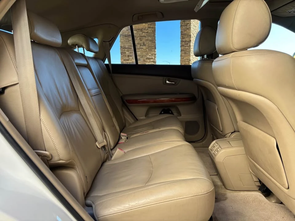 2005 Lexus RX 2nd Gen - Image 11 of 12