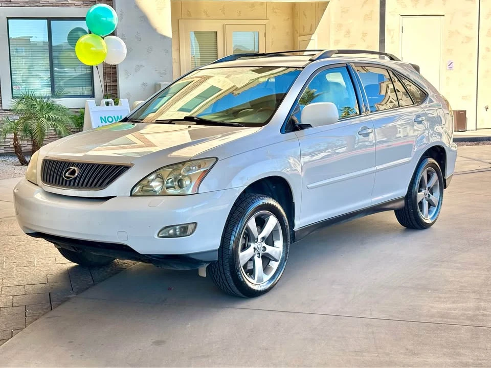 2005 Lexus RX 2nd Gen - Image 6 of 12