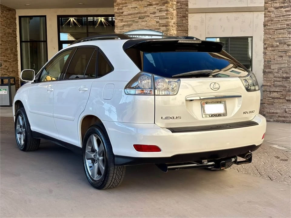 2005 Lexus RX 2nd Gen - Image 4 of 12