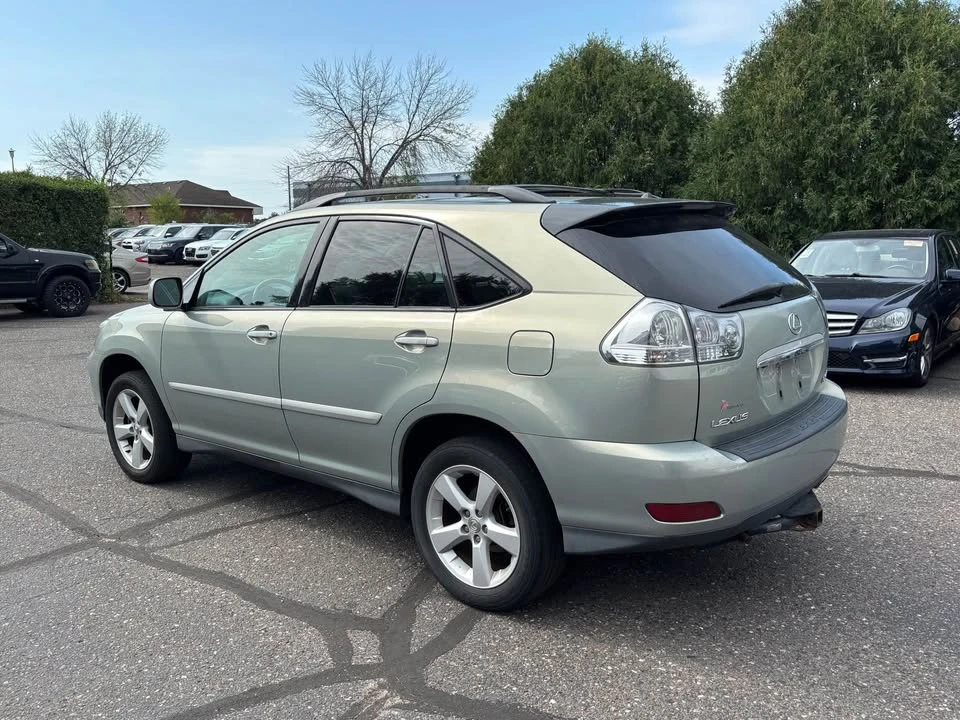 2005 Lexus RX 2nd Gen - Image 3 of 13