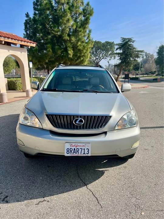 2005 Lexus RX 2nd Gen - Image 7 of 18