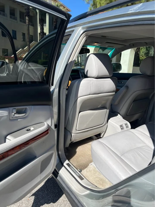 2005 Lexus RX 2nd Gen - Image 14 of 18