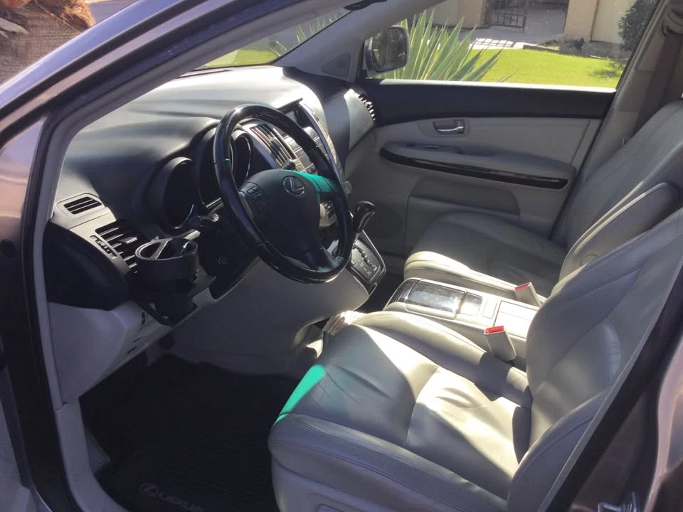 2005 Lexus RX 2nd Gen - Image 4 of 6