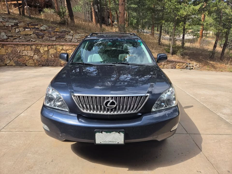 2005 Lexus RX 2nd Gen - Image 2 of 18