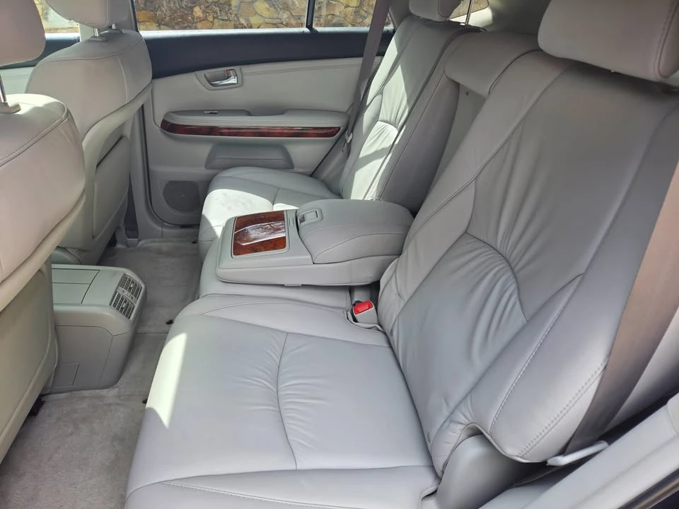 2005 Lexus RX 2nd Gen - Image 10 of 18