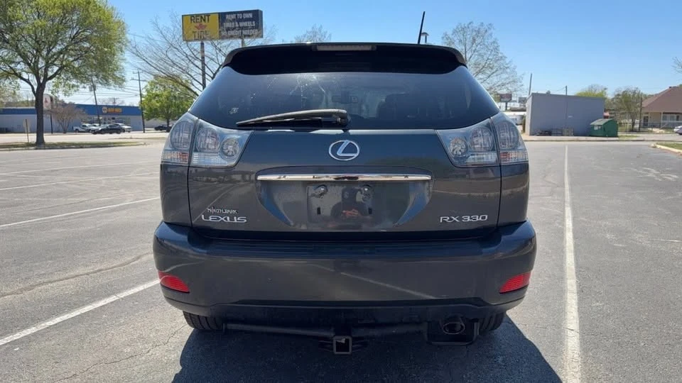 2005 Lexus RX 2nd Gen - Image 6 of 16