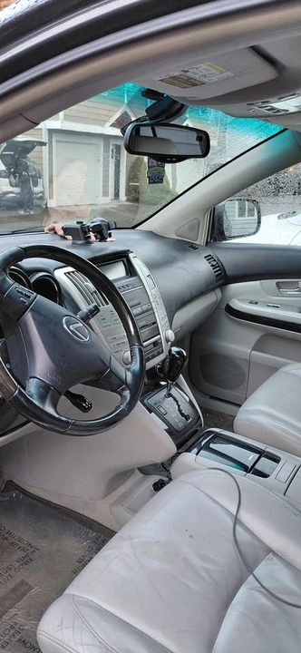 2005 Lexus RX 2nd Gen - Image 4 of 10