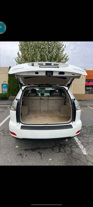 2005 Lexus RX 2nd Gen - Image 10 of 16