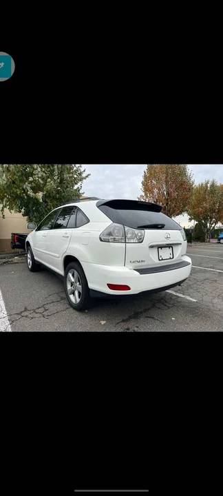 2005 Lexus RX 2nd Gen - Image 8 of 16