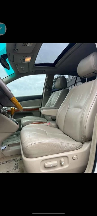 2005 Lexus RX 2nd Gen - Image 14 of 16